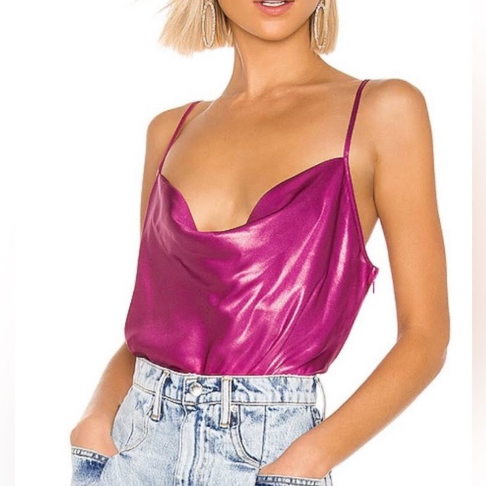 Kendall & Kylie liquid shine cowl neck cami top size XS